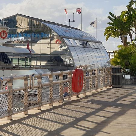 Luxury Yacht Stay "White Dove" Sleeps 6 Gibraltar Exteriör bild