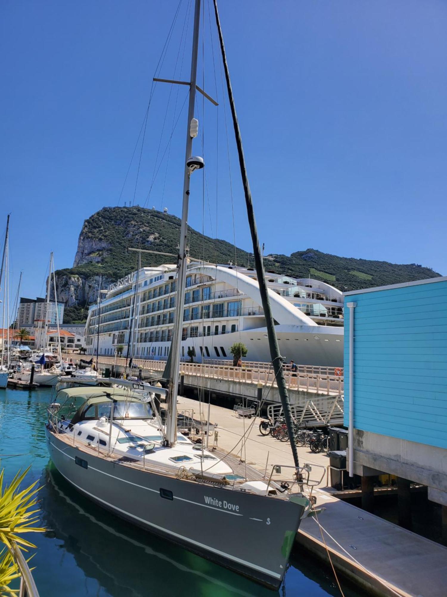 Luxury Yacht Stay "White Dove" Sleeps 6 Gibraltar Exteriör bild